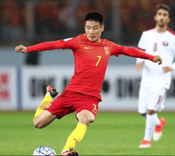 中国足球最强后卫_中国足球最好的后卫十人